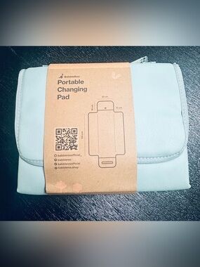 BabbleRoo Portable Changing Pad Powder Blue BABR1782-PCP Brand New